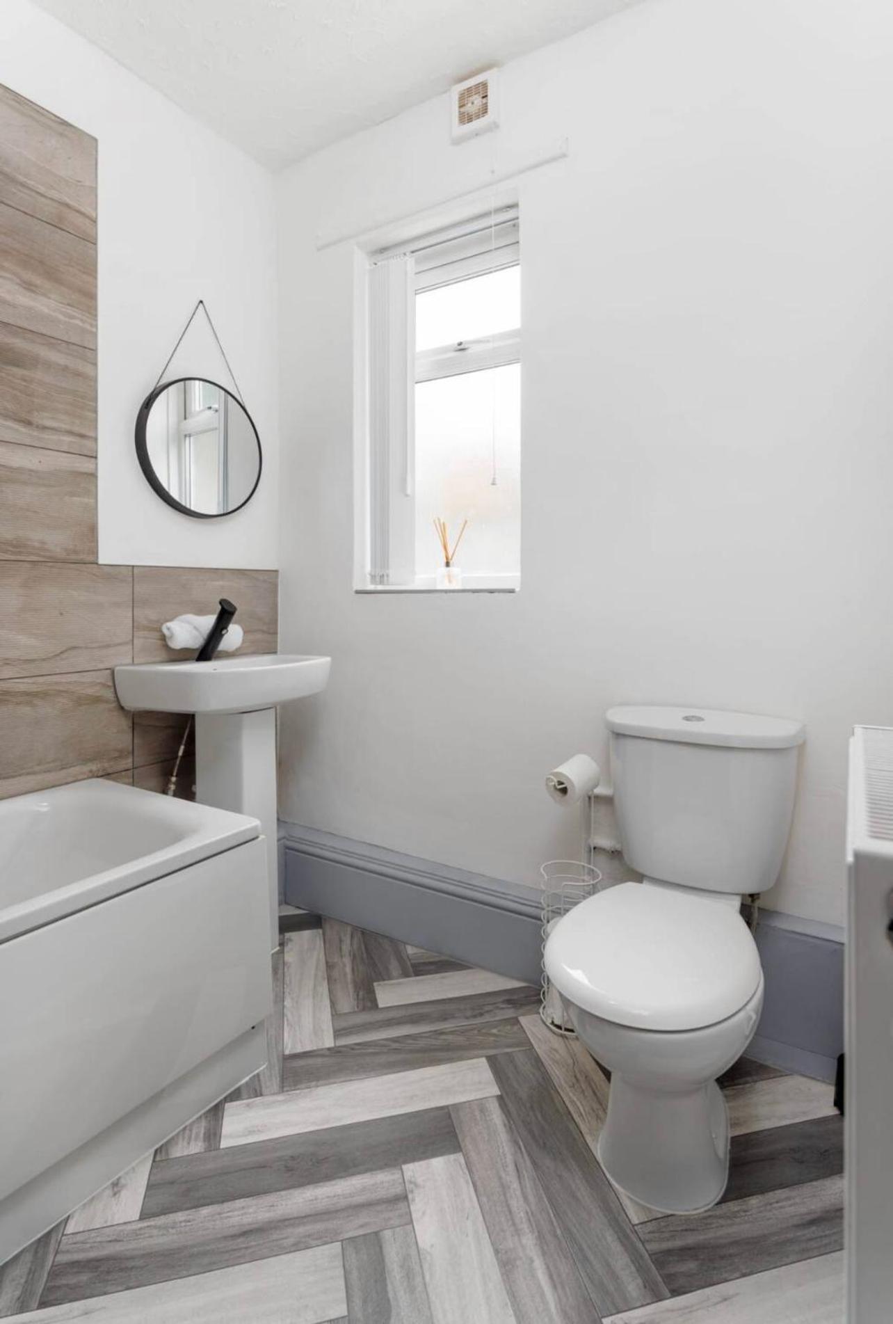 Residency Apartments Ливърпул Екстериор снимка